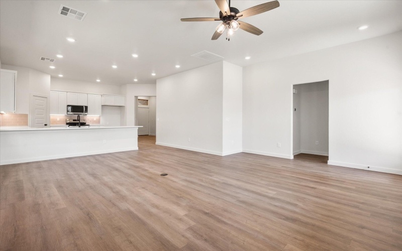 3001 138th Place, Lubbock, TX 79423, 3 Bedrooms Bedrooms, ,2 BathroomsBathrooms,Residential,For Sale,3001 138th Place,0,202563206