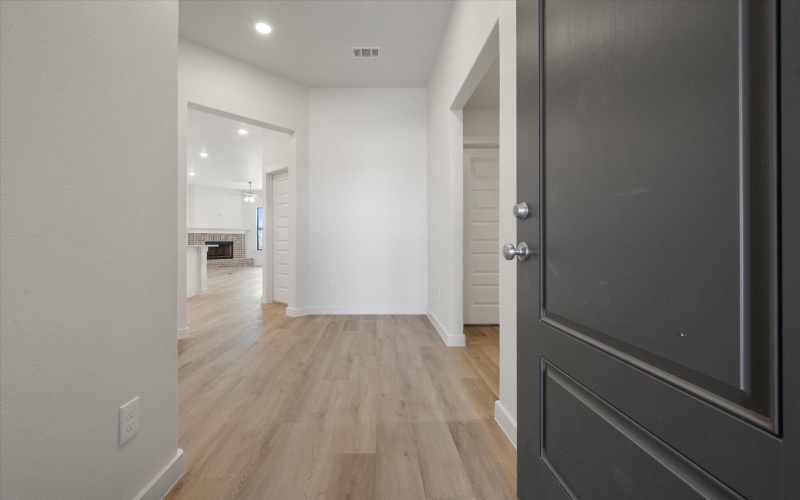 3003 138th Place, Lubbock, TX 79423, 3 Bedrooms Bedrooms, ,2 BathroomsBathrooms,Residential,For Sale,3003 138th Place,0,202563209