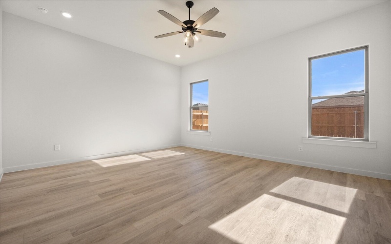 3017 138th Place, Lubbock, TX 79423, 3 Habitaciones Habitaciones , ,2 BañosBaños,Residential,En Venta,3017 138th Place,0,202563211