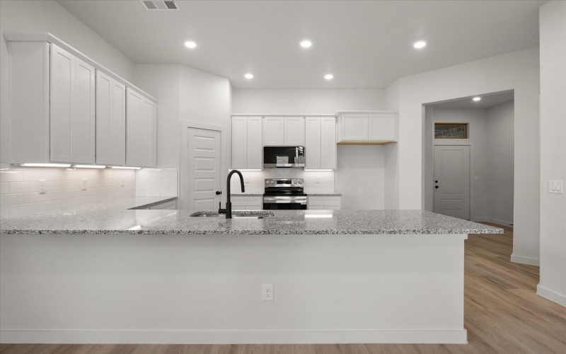 3017 138th Place, Lubbock, TX 79423, 3 Habitaciones Habitaciones , ,2 BañosBaños,Residential,En Venta,3017 138th Place,0,202563211