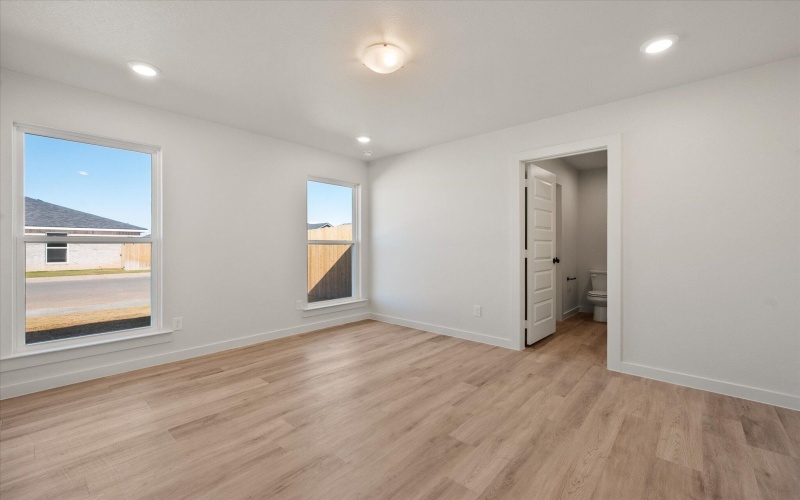 13901 Flint Avenue, Lubbock, TX 79423, 3 Habitaciones Habitaciones , ,2 BañosBaños,Residential,En Venta,13901 Flint Avenue,0,202563216