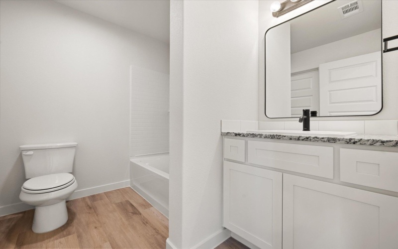 13901 Flint Avenue, Lubbock, TX 79423, 3 Habitaciones Habitaciones , ,2 BañosBaños,Residential,En Venta,13901 Flint Avenue,0,202563216