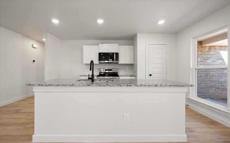 13901 Flint Avenue, Lubbock, TX 79423, 3 Habitaciones Habitaciones , ,2 BañosBaños,Residential,En Venta,13901 Flint Avenue,0,202563216