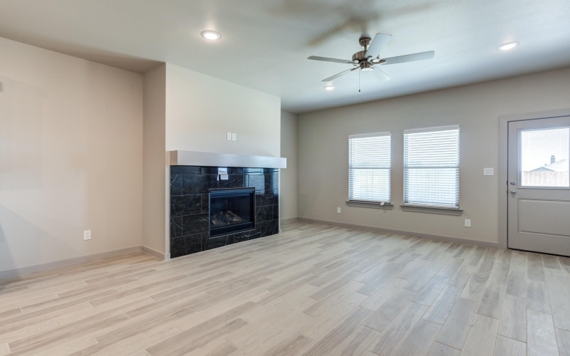 615 E 13th Street, Wolfforth, TX 79382, 4 Bedrooms Bedrooms, ,2 BathroomsBathrooms,Residential,For Sale,615 E 13th Street,0,202563217