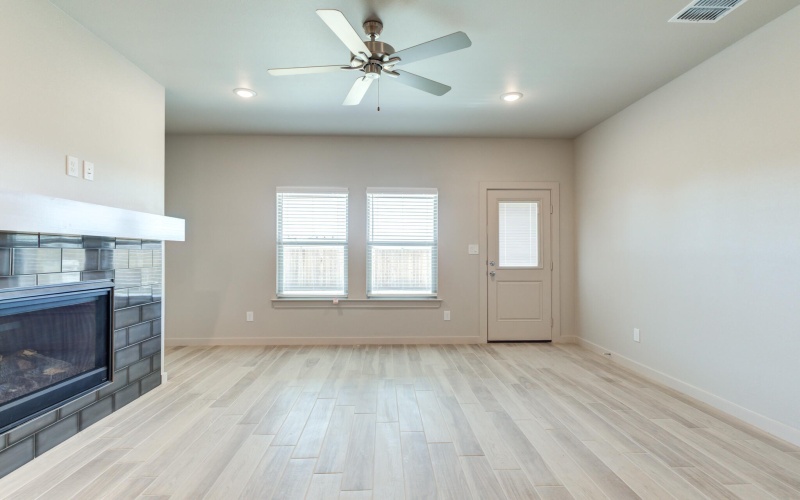 7029 25th Street, Lubbock, TX 79407, 4 Habitaciones Habitaciones , ,2 BañosBaños,Residential,En Venta,7029 25th Street,0,202563220