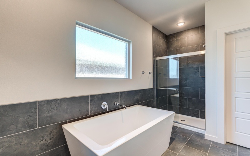 7029 25th Street, Lubbock, TX 79407, 4 Habitaciones Habitaciones , ,2 BañosBaños,Residential,En Venta,7029 25th Street,0,202563220