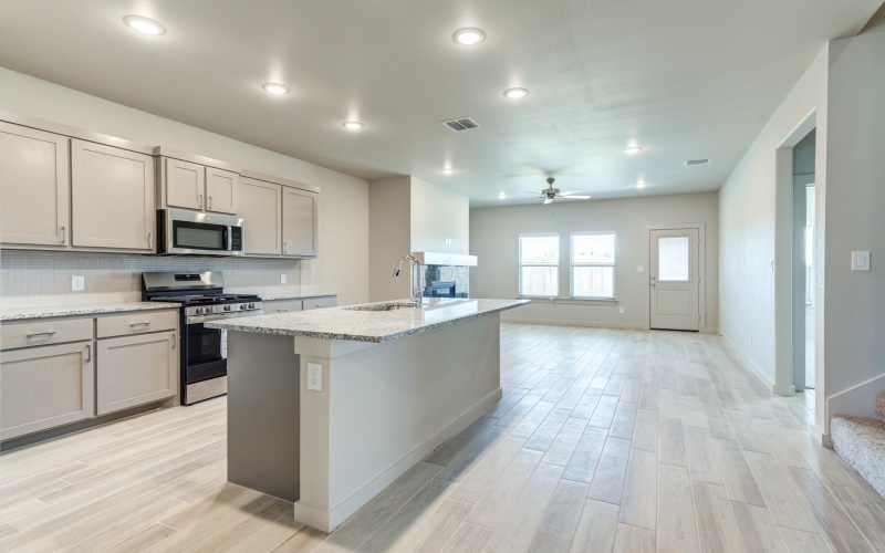 7029 25th Street, Lubbock, TX 79407, 4 Habitaciones Habitaciones , ,2 BañosBaños,Residential,En Venta,7029 25th Street,0,202563220