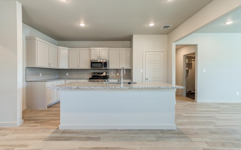 7030 25th Street, Lubbock, TX 79407, 3 Bedrooms Bedrooms, ,2 BathroomsBathrooms,Residential,For Sale,7030 25th Street,0,202563231