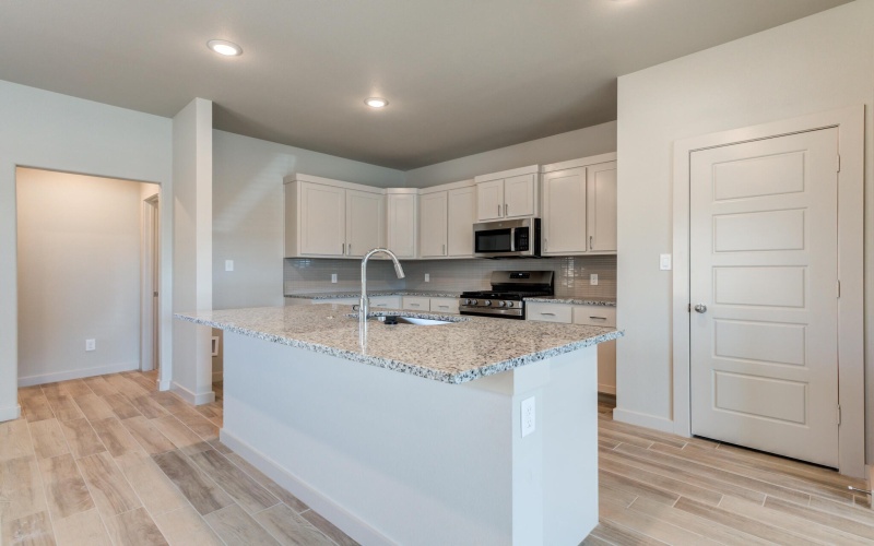 7030 25th Street, Lubbock, TX 79407, 3 Bedrooms Bedrooms, ,2 BathroomsBathrooms,Residential,For Sale,7030 25th Street,0,202563231