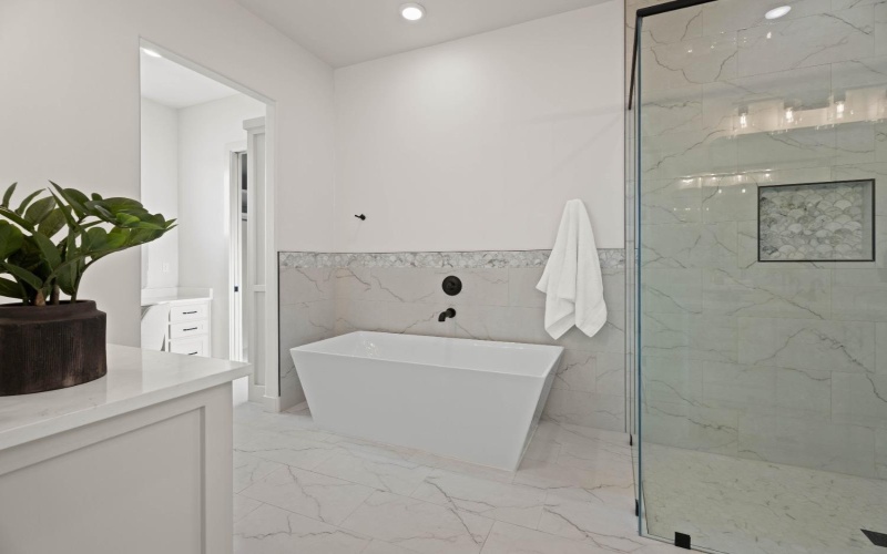 13808 Utica Avenue, Lubbock, TX 79424, 4 Bedrooms Bedrooms, ,3 BathroomsBathrooms,Residential,For Sale,13808 Utica Avenue,0,202563235