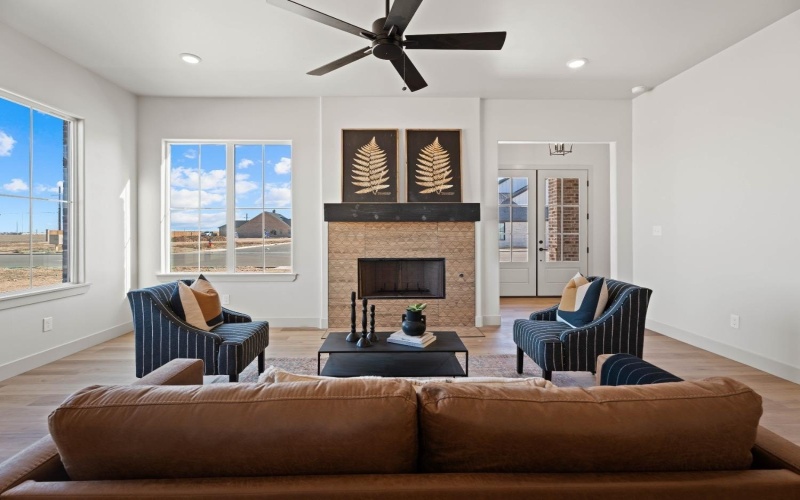 13808 Utica Avenue, Lubbock, TX 79424, 4 Bedrooms Bedrooms, ,3 BathroomsBathrooms,Residential,For Sale,13808 Utica Avenue,0,202563235