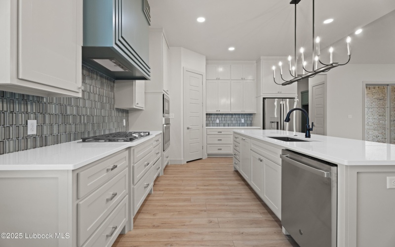 4614 138th Place, Lubbock, TX 79424, 4 Bedrooms Bedrooms, ,3 BathroomsBathrooms,Residential,For Sale,4614 138th Place,0,202563238