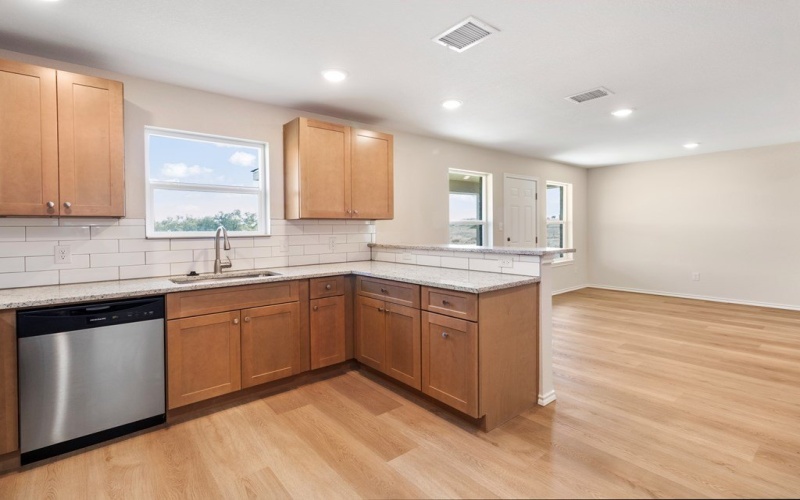 811 Bella Bvd, Coleman, TX 76834, 3 Bedrooms Bedrooms, ,2 BathroomsBathrooms,Residential,For Sale,811 Bella Bvd,0,50086933