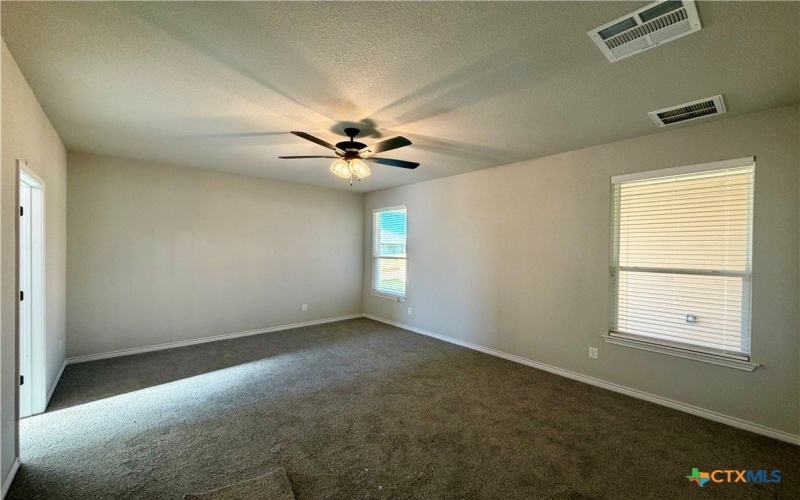 2576 Settlers Oak Drive, Belton, TX 76513, 5 Bedrooms Bedrooms, ,2 BathroomsBathrooms,Residential,For Sale,2576 Settlers Oak Drive,0,597002