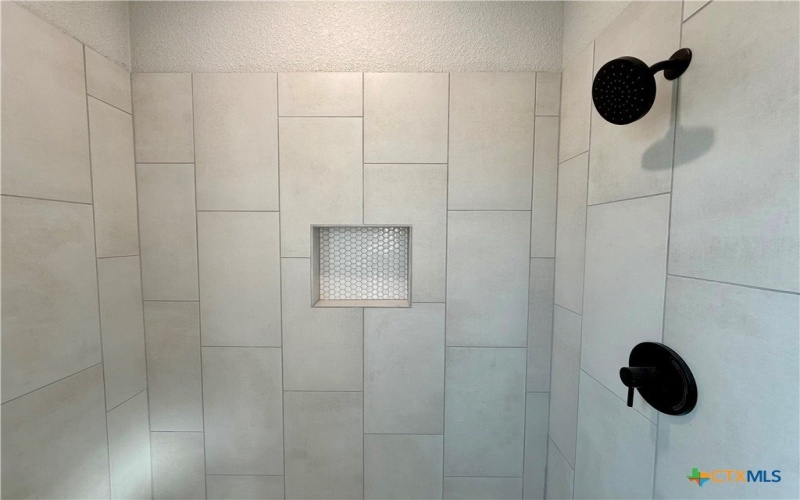 2576 Settlers Oak Drive, Belton, TX 76513, 5 Bedrooms Bedrooms, ,2 BathroomsBathrooms,Residential,For Sale,2576 Settlers Oak Drive,0,597002