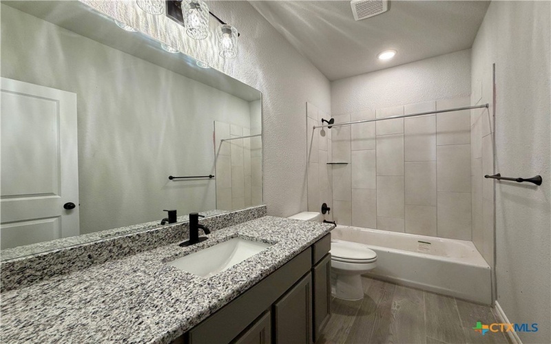 2576 Settlers Oak Drive, Belton, TX 76513, 5 Bedrooms Bedrooms, ,2 BathroomsBathrooms,Residential,For Sale,2576 Settlers Oak Drive,0,597002