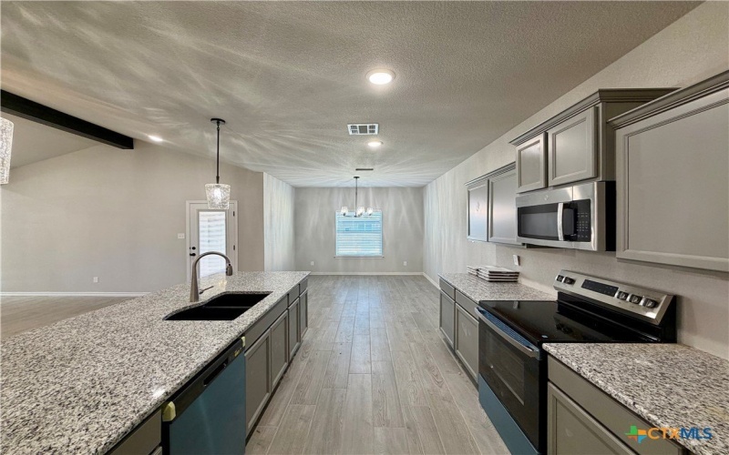 2576 Settlers Oak Drive, Belton, TX 76513, 5 Bedrooms Bedrooms, ,2 BathroomsBathrooms,Residential,For Sale,2576 Settlers Oak Drive,0,597002