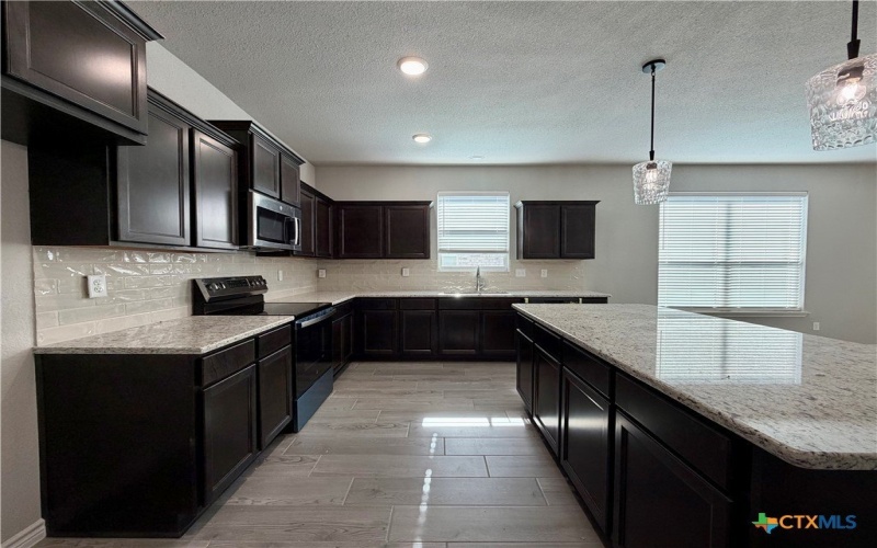 2566 Settlers Oak Drive, Belton, TX 76513, 4 Bedrooms Bedrooms, ,3 BathroomsBathrooms,Residential,For Sale,2566 Settlers Oak Drive,0,597621