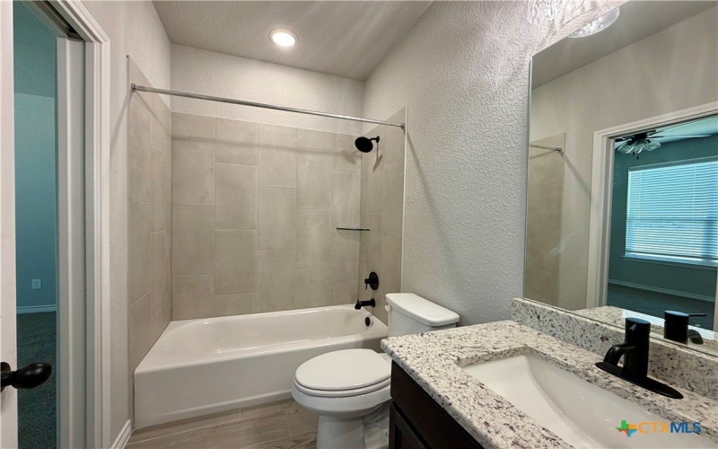 2566 Settlers Oak Drive, Belton, TX 76513, 4 Bedrooms Bedrooms, ,3 BathroomsBathrooms,Residential,For Sale,2566 Settlers Oak Drive,0,597621