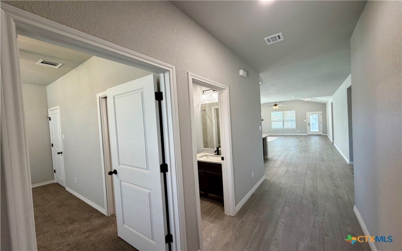 2566 Settlers Oak Drive, Belton, TX 76513, 4 Bedrooms Bedrooms, ,3 BathroomsBathrooms,Residential,For Sale,2566 Settlers Oak Drive,0,597621