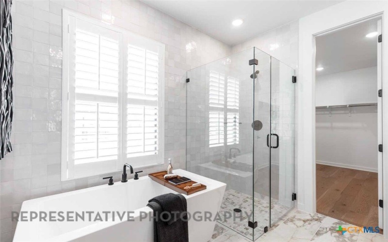 9304 Hamadryas Drive, Austin, TX 78744, 4 Habitaciones Habitaciones , ,3 BañosBaños,Residential,En Venta,9304 Hamadryas Drive,0,598186