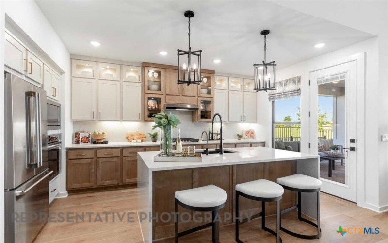 9304 Hamadryas Drive, Austin, TX 78744, 4 Habitaciones Habitaciones , ,3 BañosBaños,Residential,En Venta,9304 Hamadryas Drive,0,598186