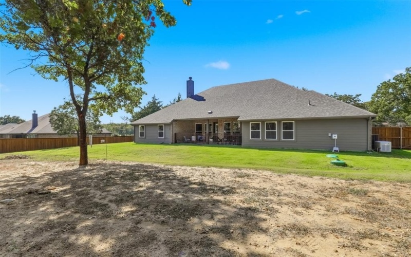 2021 Crystal Palace Boulevard, Alvarado, TX 76009, 4 Habitaciones Habitaciones , ,2 BañosBaños,Residential,En Venta,2021 Crystal Palace Boulevard,0,21098914