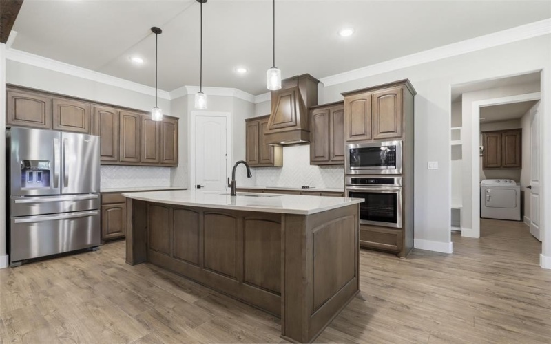 2021 Crystal Palace Boulevard, Alvarado, TX 76009, 4 Habitaciones Habitaciones , ,2 BañosBaños,Residential,En Venta,2021 Crystal Palace Boulevard,0,21098914