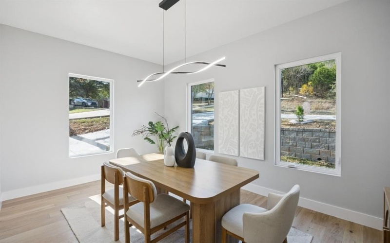 2415 Valley View Drive, Cedar Hill, TX 75104, 4 Habitaciones Habitaciones , ,5 BañosBaños,Residential,En Venta,2415 Valley View Drive,0,21103905