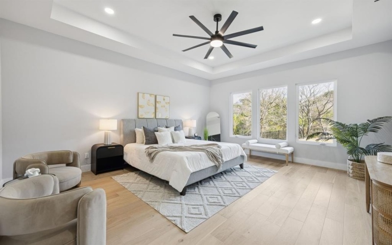 2415 Valley View Drive, Cedar Hill, TX 75104, 4 Habitaciones Habitaciones , ,5 BañosBaños,Residential,En Venta,2415 Valley View Drive,0,21103905