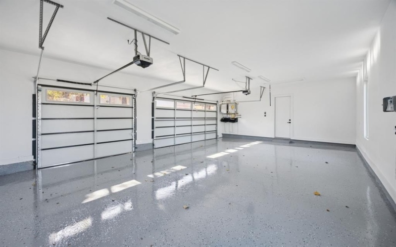 2415 Valley View Drive, Cedar Hill, TX 75104, 4 Habitaciones Habitaciones , ,5 BañosBaños,Residential,En Venta,2415 Valley View Drive,0,21103905