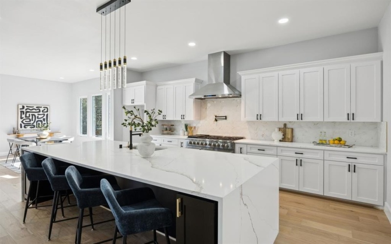 2415 Valley View Drive, Cedar Hill, TX 75104, 4 Habitaciones Habitaciones , ,5 BañosBaños,Residential,En Venta,2415 Valley View Drive,0,21103905