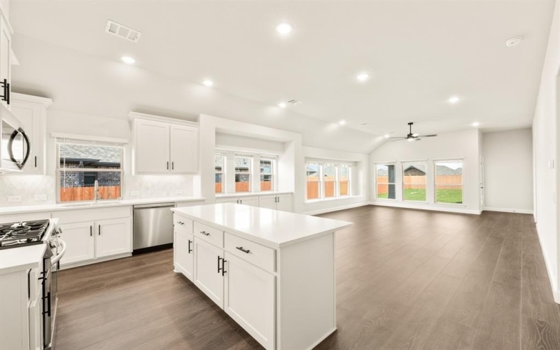 3732 Topeka Trail, Crandall, TX 75114, 4 Bedrooms Bedrooms, ,3 BathroomsBathrooms,Residential,For Sale,3732 Topeka Trail,0,21115385