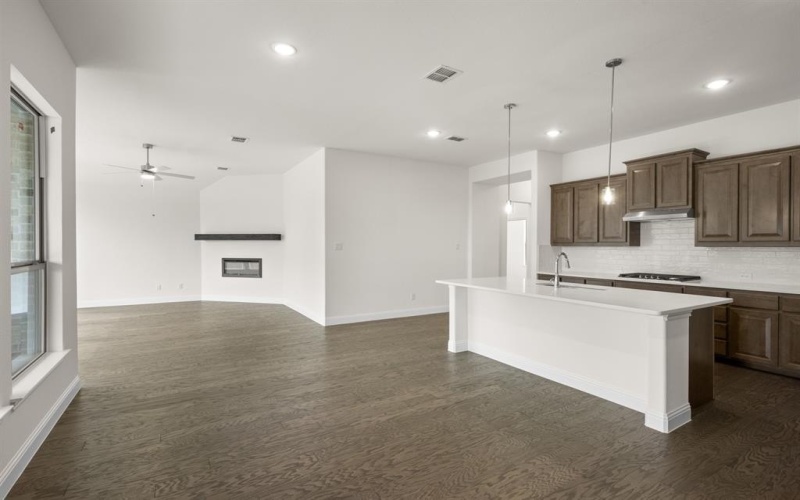 1813 Golden Meadow Court, Cleburne, TX 76033, 3 Bedrooms Bedrooms, ,2 BathroomsBathrooms,Residential,For Sale,1813 Golden Meadow Court,0,21115626