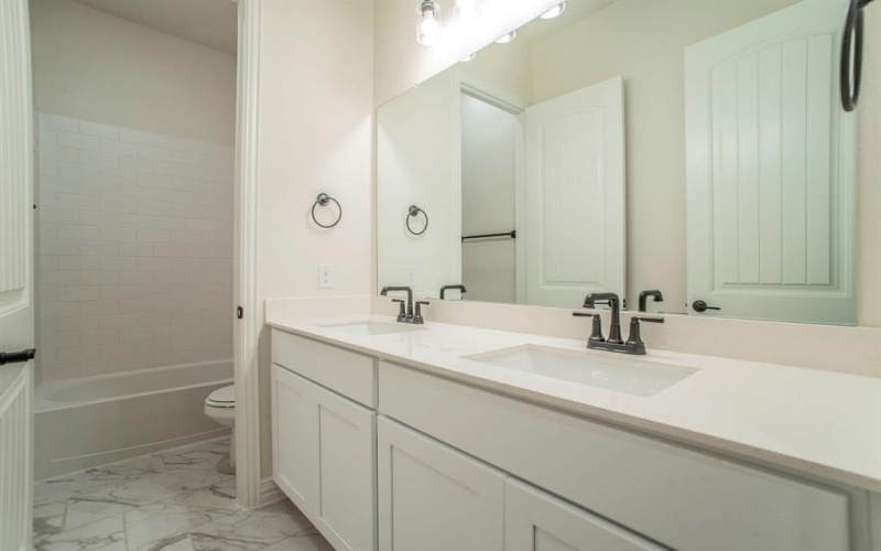 430 Harvest Time Lane, Venus, TX 76084, 4 Bedrooms Bedrooms, ,3 BathroomsBathrooms,Residential,For Sale,430 Harvest Time Lane,0,21115721