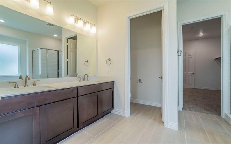 221 Marie Lane, Waxahachie, TX 75167, 4 Bedrooms Bedrooms, ,3 BathroomsBathrooms,Residential,For Sale,221 Marie Lane,0,21115726