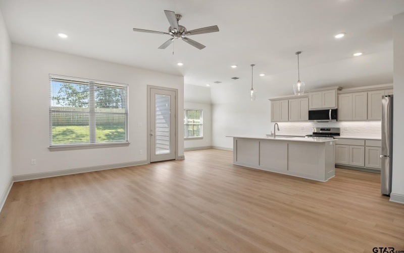 2245 Dogwood Park Blvd, Tyler, TX 75707, 3 Habitaciones Habitaciones , ,2 BañosBaños,Residential,En Venta,2245 Dogwood Park Blvd,0,25006116