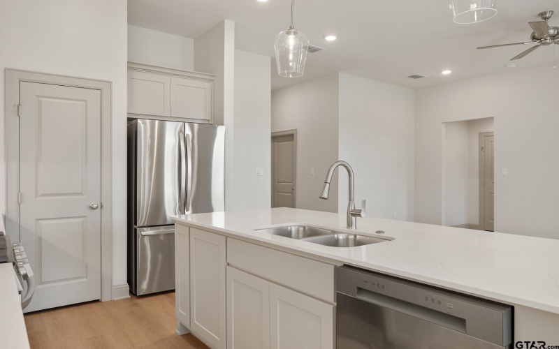 2245 Dogwood Park Blvd, Tyler, TX 75707, 3 Habitaciones Habitaciones , ,2 BañosBaños,Residential,En Venta,2245 Dogwood Park Blvd,0,25006116