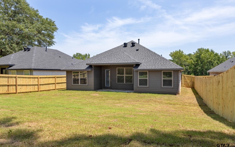 2245 Dogwood Park Blvd, Tyler, TX 75707, 3 Habitaciones Habitaciones , ,2 BañosBaños,Residential,En Venta,2245 Dogwood Park Blvd,0,25006116