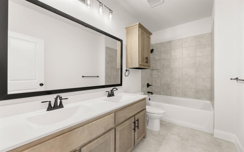 733 Winecup Way, Midlothian, TX 76065, 3 Habitaciones Habitaciones , ,2 BañosBaños,Residential,En Venta,733 Winecup Way,0,21115751