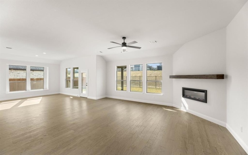 733 Winecup Way, Midlothian, TX 76065, 3 Habitaciones Habitaciones , ,2 BañosBaños,Residential,En Venta,733 Winecup Way,0,21115751