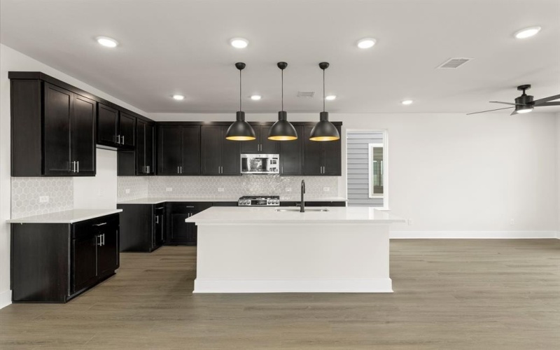 3136 Lenten Rose Lane, McKinney, TX 75071, 4 Bedrooms Bedrooms, ,3 BathroomsBathrooms,Residential,For Sale,3136 Lenten Rose Lane,0,21115796