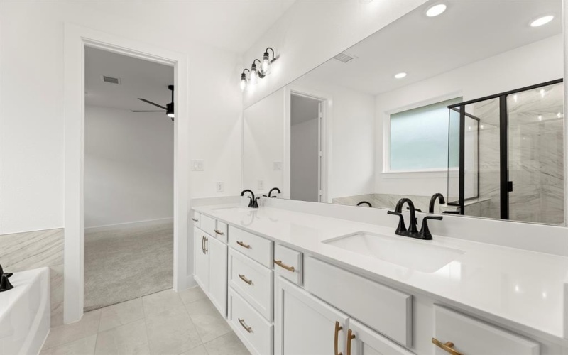 3137 Eddington Drive, McKinney, TX 75071, 3 Habitaciones Habitaciones , ,2 BañosBaños,Residential,En Venta,3137 Eddington Drive,0,21115814