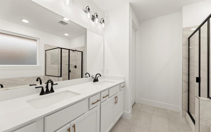 2708 Painted Trail, McKinney, TX 75071, 3 Bedrooms Bedrooms, ,2 BathroomsBathrooms,Residential,For Sale,2708 Painted Trail,0,21115817