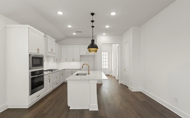 2708 Painted Trail, McKinney, TX 75071, 3 Bedrooms Bedrooms, ,2 BathroomsBathrooms,Residential,For Sale,2708 Painted Trail,0,21115817