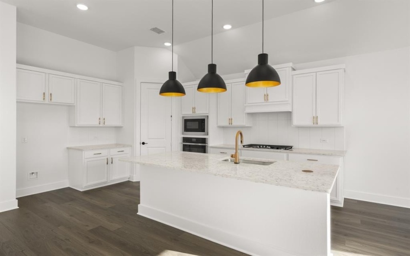 2449 Hitchford Street, Midlothian, TX 76065, 4 Bedrooms Bedrooms, ,3 BathroomsBathrooms,Residential,For Sale,2449 Hitchford Street,0,21115850