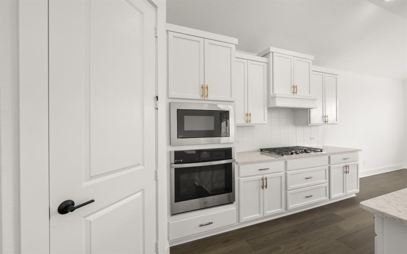 2449 Hitchford Street, Midlothian, TX 76065, 4 Bedrooms Bedrooms, ,3 BathroomsBathrooms,Residential,For Sale,2449 Hitchford Street,0,21115850