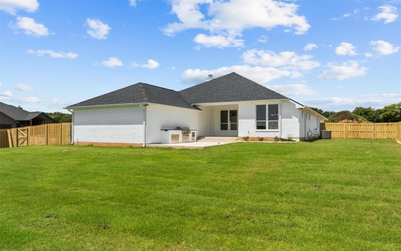 16413 Clearview Drive, Lindale, TX 75771, 4 Bedrooms Bedrooms, ,2 BathroomsBathrooms,Residential,For Sale,16413 Clearview Drive,0,21115863