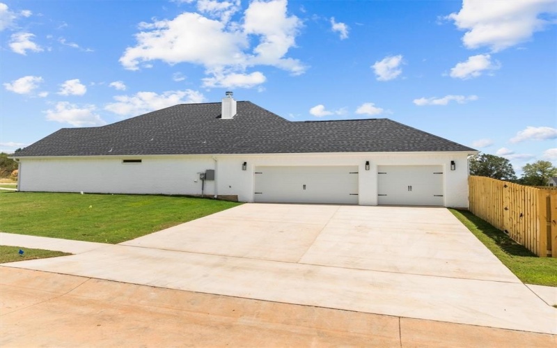 16413 Clearview Drive, Lindale, TX 75771, 4 Bedrooms Bedrooms, ,2 BathroomsBathrooms,Residential,For Sale,16413 Clearview Drive,0,21115863