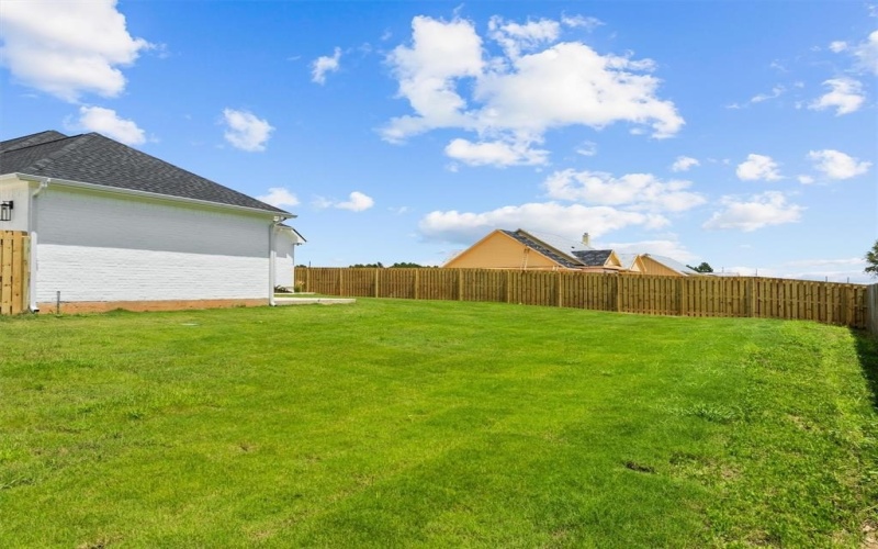 16413 Clearview Drive, Lindale, TX 75771, 4 Bedrooms Bedrooms, ,2 BathroomsBathrooms,Residential,For Sale,16413 Clearview Drive,0,21115863